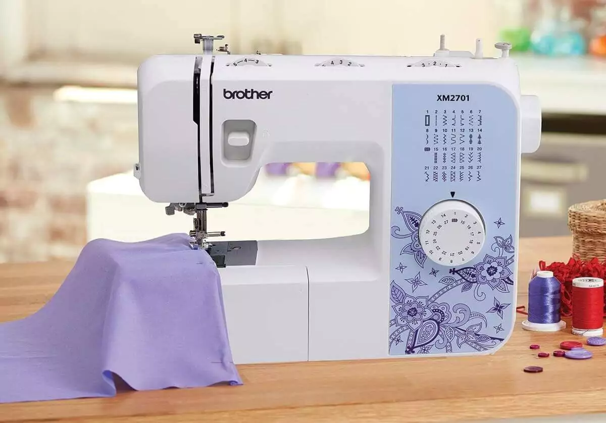 types of mechanical sewing machine in home