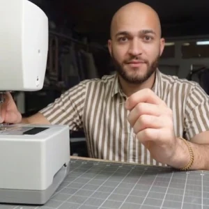 how to thread sewing machine